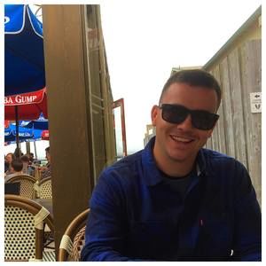 Meet your Posher, Dean